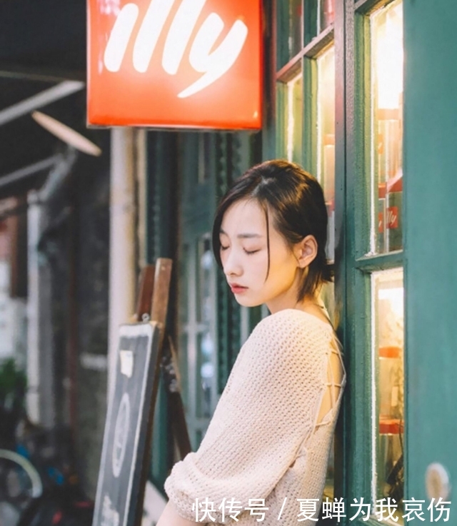 试试:拍照不上镜?试试这些拍照姿势,随手拍就很好看
