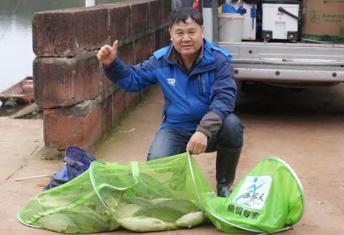  「鱼会」老钓友十五年野钓经验：这样打窝，鱼会更多！