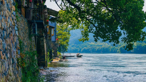  gdp■我国最“谦虚”的省份，GDP高达5.6万亿，有望超越山东