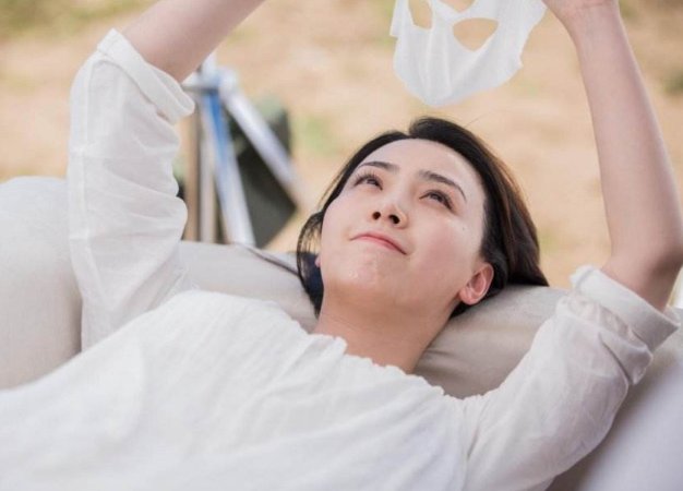  『皮肤上』长皱纹的“帮手”被发现，有这4个特点的人，很受皱纹的青睐