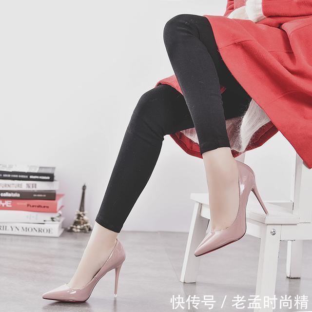 「也更显得」这八款高跟鞋都穿过,才不枉为女人