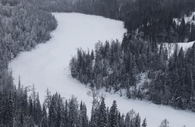 冬日，一定要去往西北，读懂喀纳斯才有的雪季浪漫