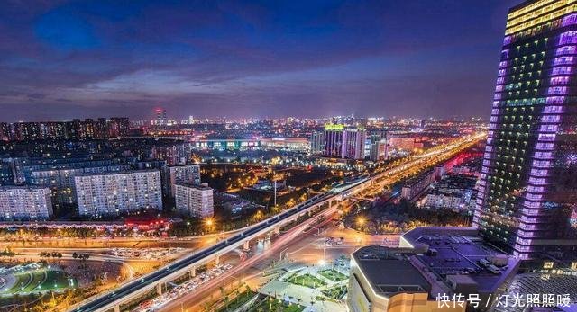  「媲美」中国最牛的二线城市, 机场媲美“北上广”