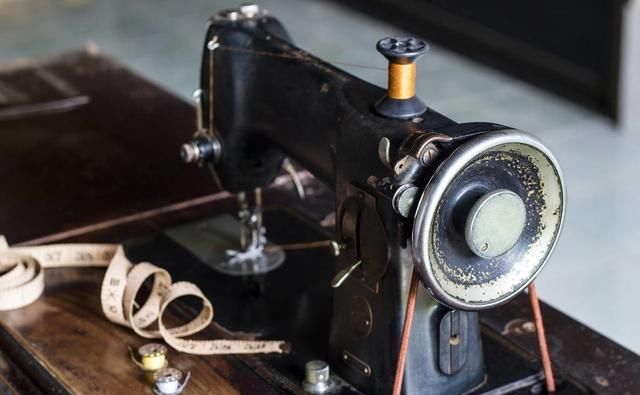 大家注意了，农村地区有老式缝纫机的发财了，赶紧回家找找