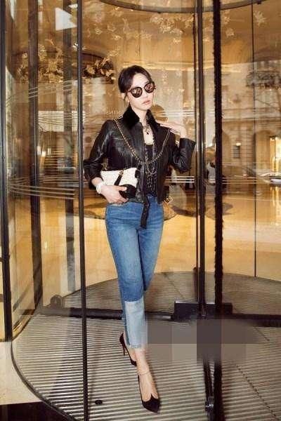 白百何素颜丑到认不出！头发凌乱满脸油光，网友：越来越像陈羽凡