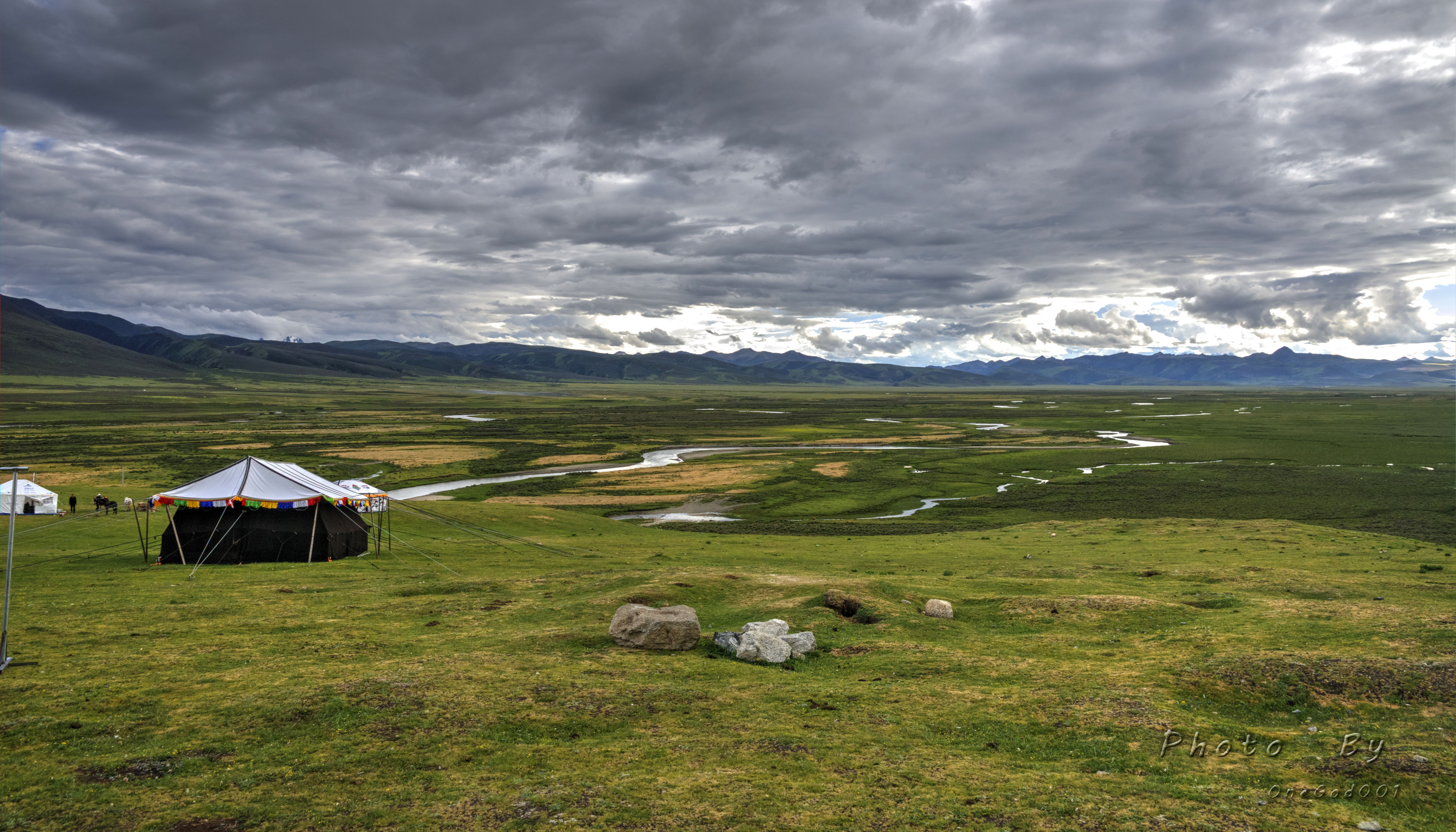 川进青出，十五天三省，318全线，冰川、湖泊、雪山探秘之旅。