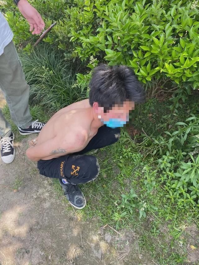 民警瞿仕龙|以为是劫财没成想是劫色,56岁女士懵了