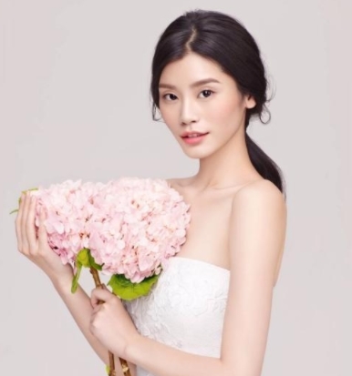 奚梦瑶生下长孙不到两个月,对何猷君的