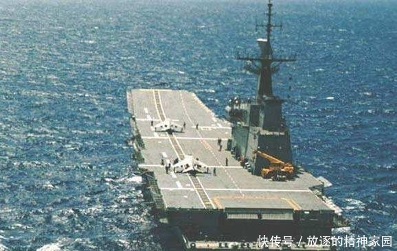 第一艘航空母舰是什么