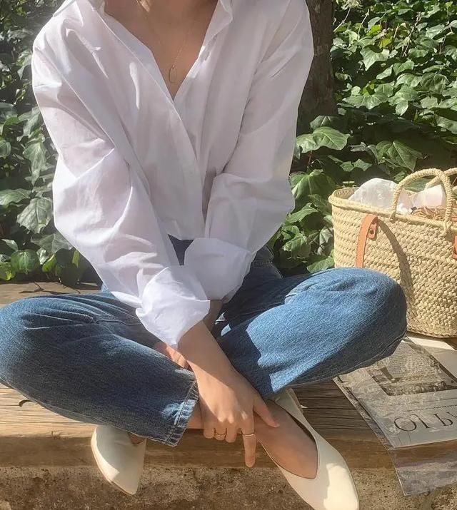  时髦：这几款开春必备的单品真的时髦炸了!快来看看吧,再不换你就OUT了...