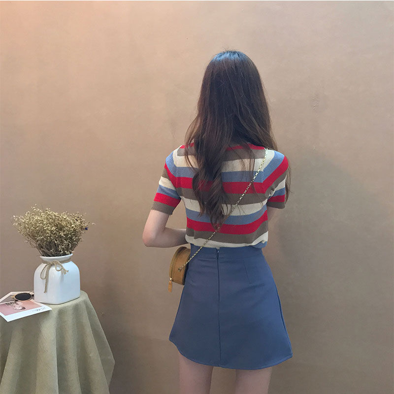 45岁媳妇太会打扮!上身紧身显胸衣+高腰裙，男人喜欢女人嫉妒