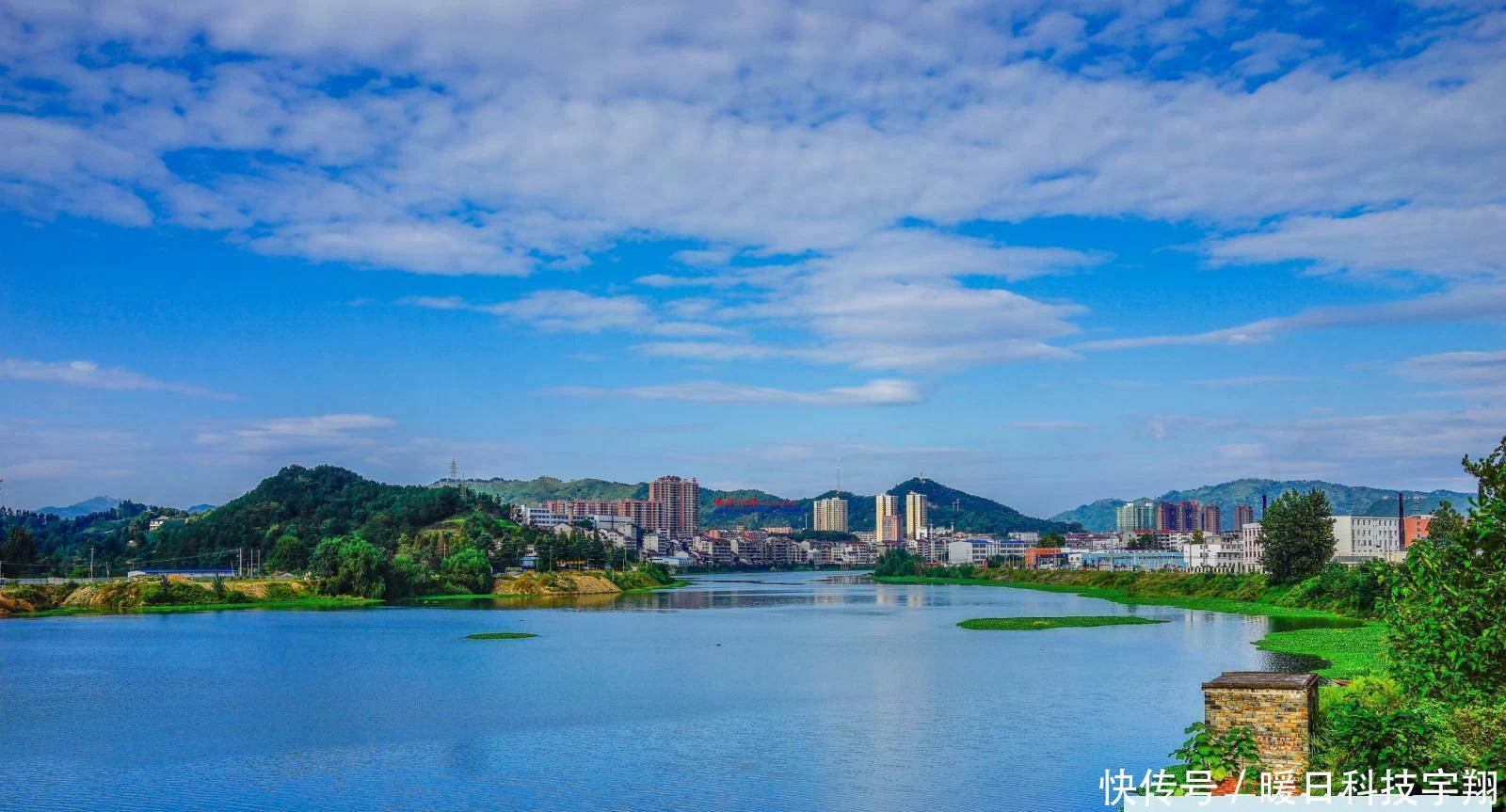 湖北以山为名的县共五个, 其四为千年古县, 仅一为县级市