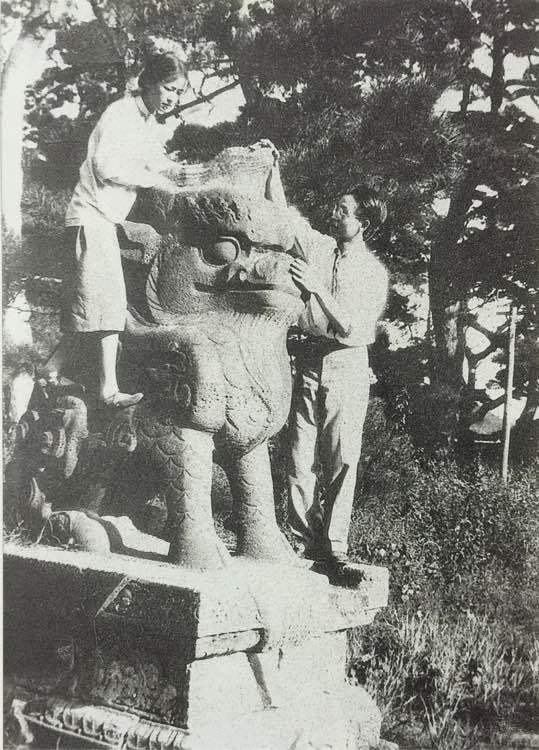  工作：林徽因35张工作照，很是珍贵！每一张都很美！