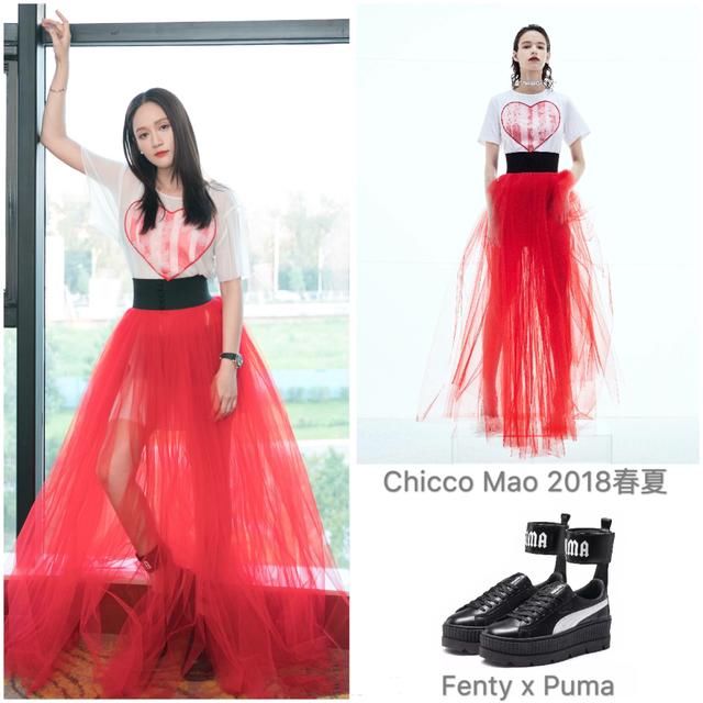 唐嫣与陈乔恩同穿纱裙配t恤，相差4岁，看鞋就知道谁是真少女！