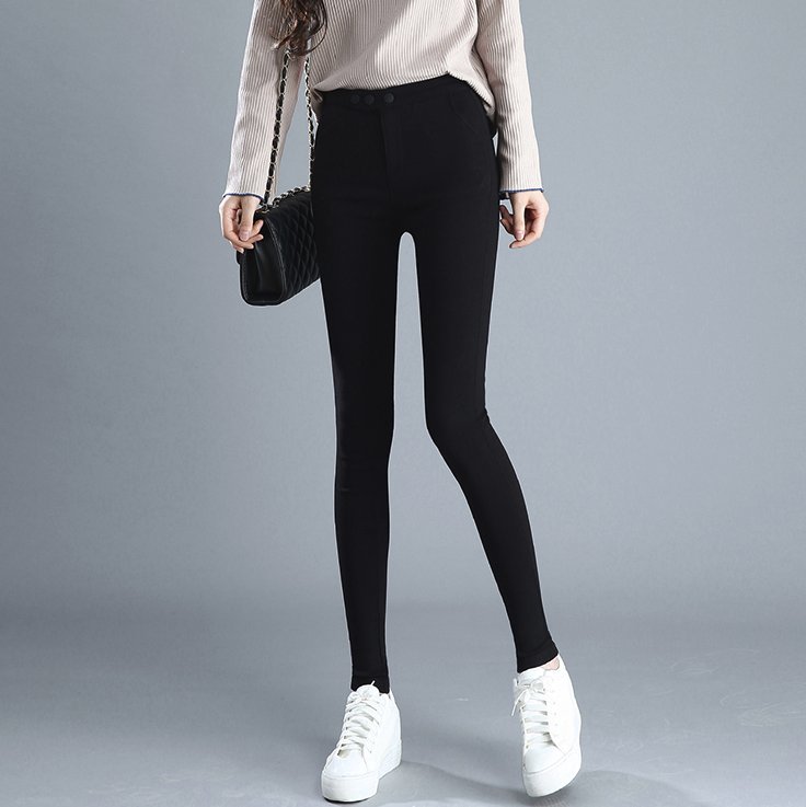 九月早晚凉，别穿裙子了，新款“黑裤子”百搭又时髦，好穿不贵