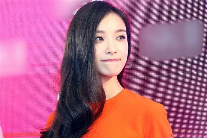 倪妮黑历史照片怎么回事 女制作人爆料倪妮被啪了三夜是真的吗？