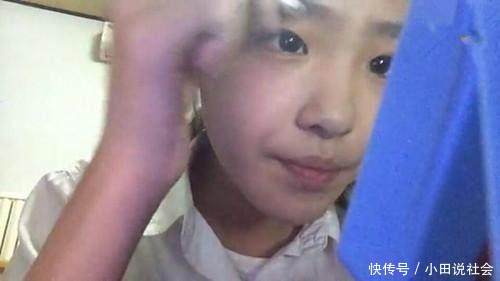 00后男孩化妆秒变女孩，化妆技术逆天了！90后的阿姨不得不服！