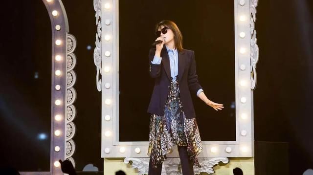 「ETRO」ETRO艾绰女装2020春夏时装系列:何为Punchline?