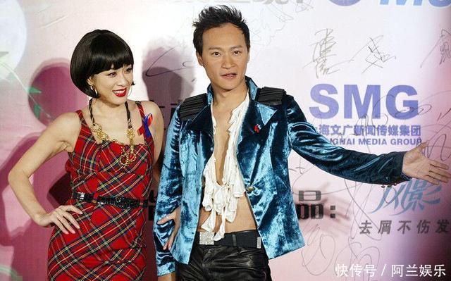 厉害了陈志朋! 胸前挂圈卫生纸也敢走红毯? 钟丽缇都没你疯狂!