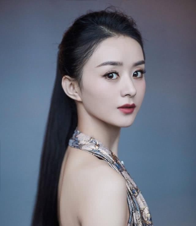  脸上@脸上有这3个特征的女人，往往都“不显老”，同时中两个的很少见