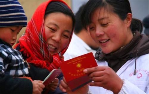  养老金■农村养老保险每年一千元，交15年，60岁以后领多少钱？