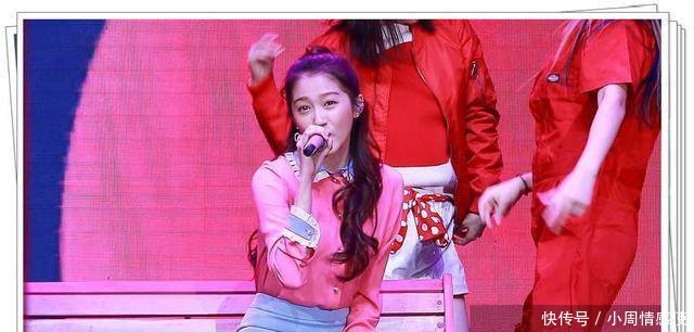 许晴够狠!49岁穿娃娃领裙不输20岁关晓彤,网友年龄只是摆设