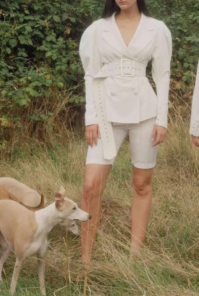  换季：春夏换季最时髦的几件衬衫