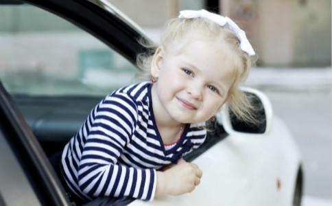 宝宝坐车晕车怎么办？