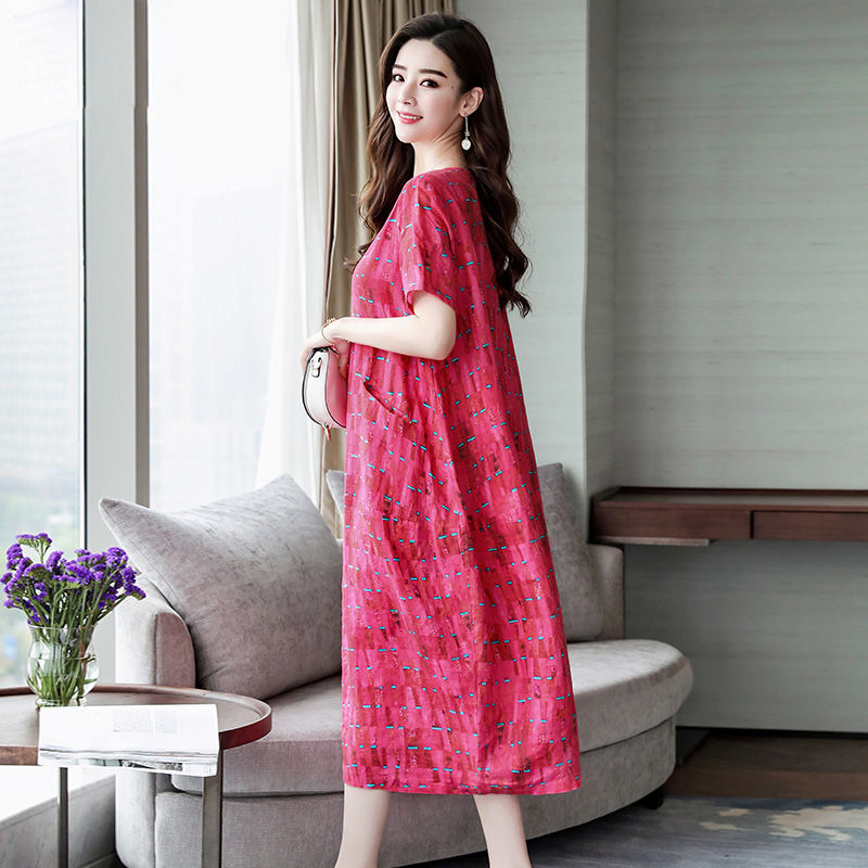 42岁老婆从不穿裙子，居然爱上了这棉麻裙，年轻洋气不像中年人