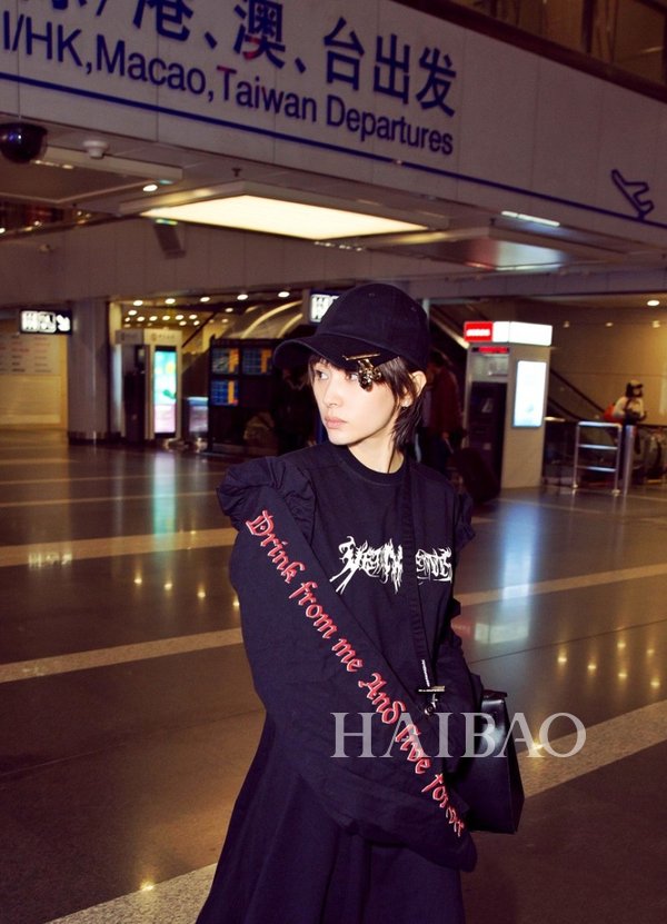 银制吹泡泡玩具算啥，这些壕得难以置信的小物连Baby都在用!