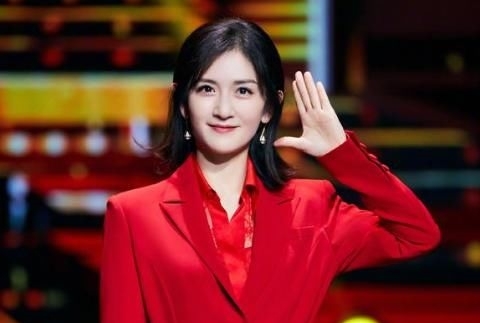  『谢娜』谢娜遭著名作家怒怼：眼看肖战已是四面楚歌，你怎么还不为他助战