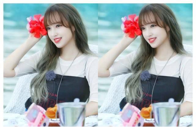 女星海边度假都这么疯狂，不惧素颜，这样的装扮拍照照样100分