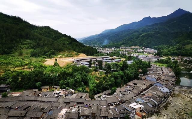 北方“最奇葩”的古镇,一条街道属于三个省,却少有人知