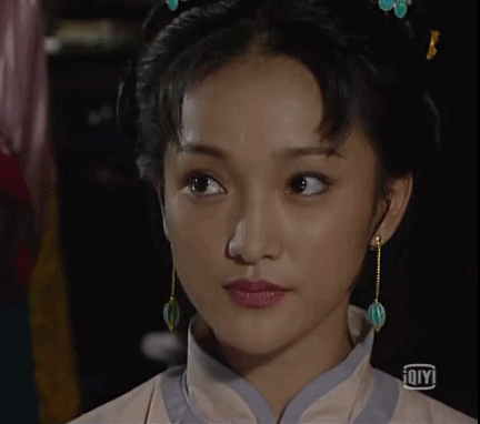 《如懿传》周迅露出脑门年轻18岁,刘海原来不能减龄?