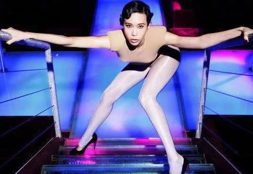 21岁的你拿什么拼过，51岁的周慧敏，48岁的莫文蔚，43岁的佘诗曼