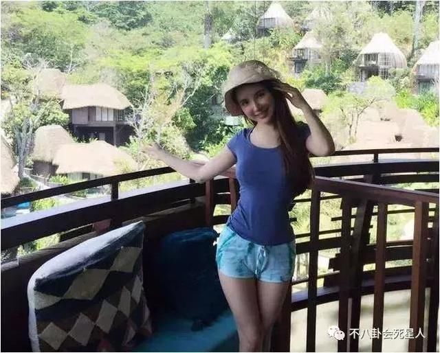 刘銮雄大骂女子事件还没完，该女子为嫩模，为博眼球接近大刘?