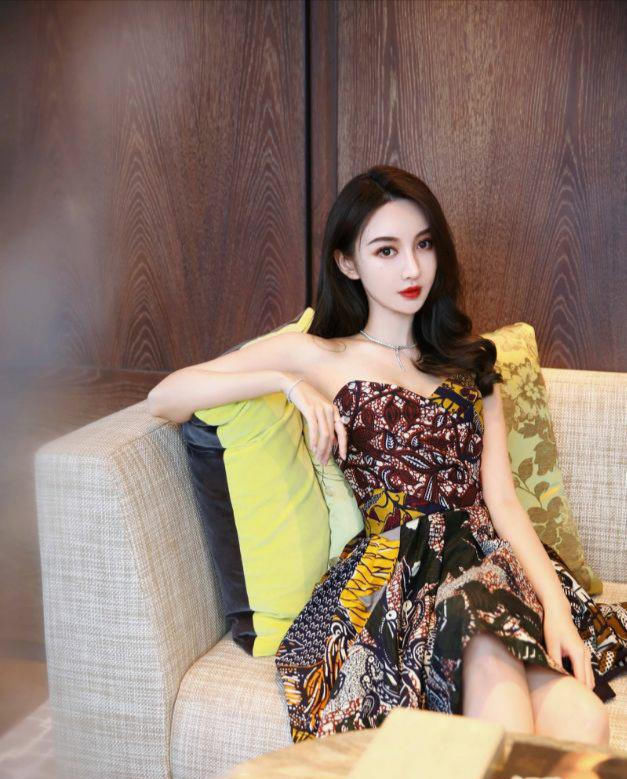  「气质」简约之中洋溢着时尚的魅力,美丽又显气质的穿搭,让你时尚又好看