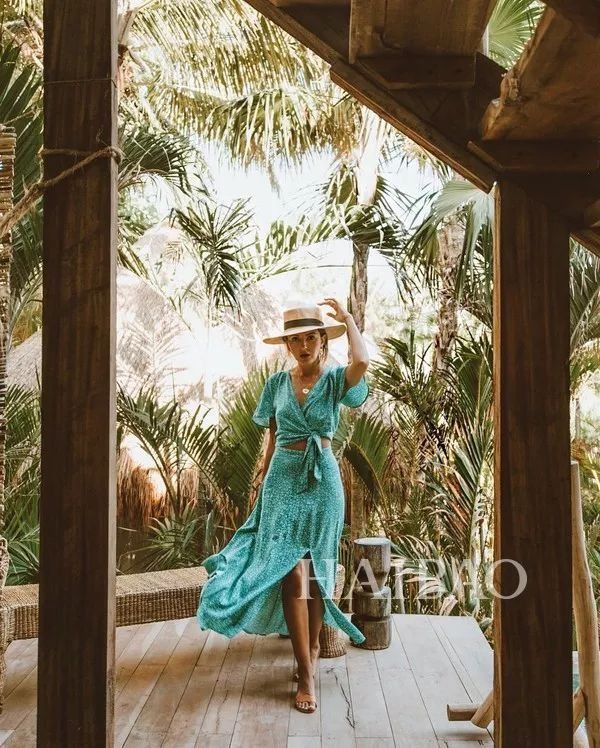 好看| 裙子和T恤才是女生开心的根本!就想天天这样穿去度假!