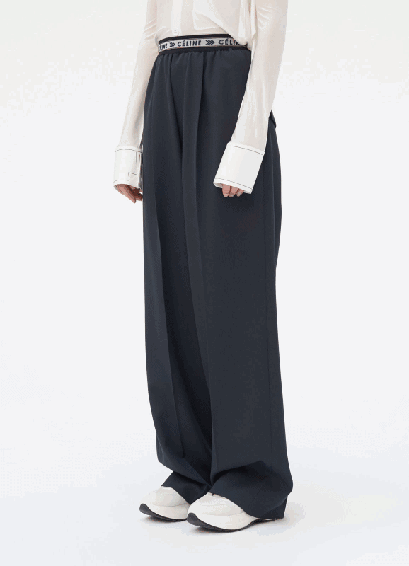 Phoebe Philo在Cline最后的一个系列，我先买为敬