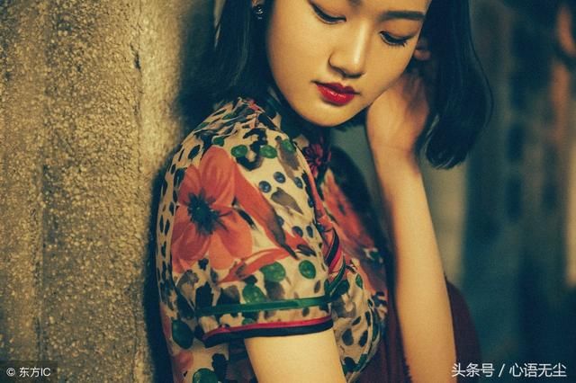 九张机 旗袍：都说旗袍美！凭啥美到不像话？一首诗词告诉你