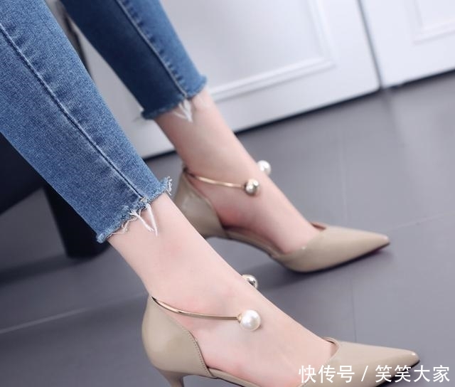  高跟鞋：四季都能穿的高跟鞋，今春穿特别美