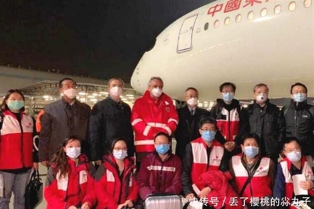 #国家#这就是当美国小弟的下场,关键时刻被无情抛弃,中国却成头号恩人