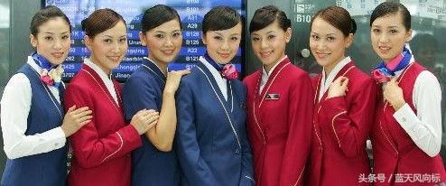 有一天，你看到了这样的空姐制服，你会？