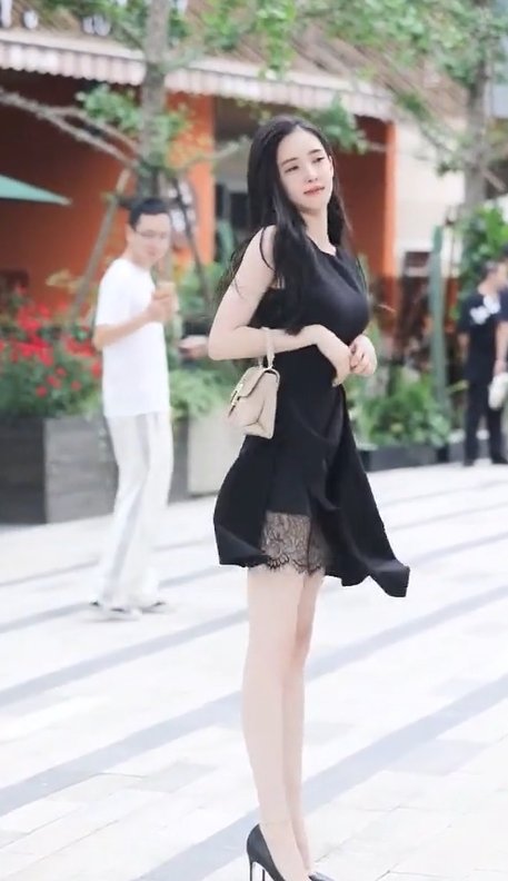  #颜值#后面的大哥，你拍啥呢