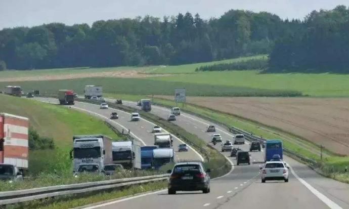 国内不限速高速眼看就要完工！车主们准备好了吗？再飙速都没人管