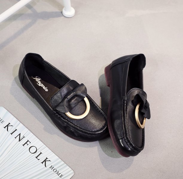 妈妈天气凉千万别穿凉鞋了，现火的一塌糊涂的单鞋，一定会喜欢的