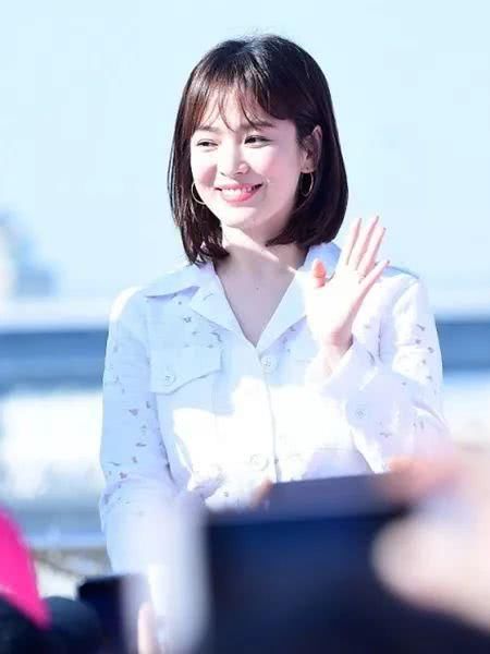 宋茜、刘诗诗、佟丽娅、杨紫、赵丽颖2018秋季新发型燃爆网络