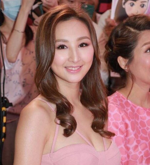 电视剧:因长得太美受打压,在TVB当10年配角,现咸鱼翻身挑大梁
