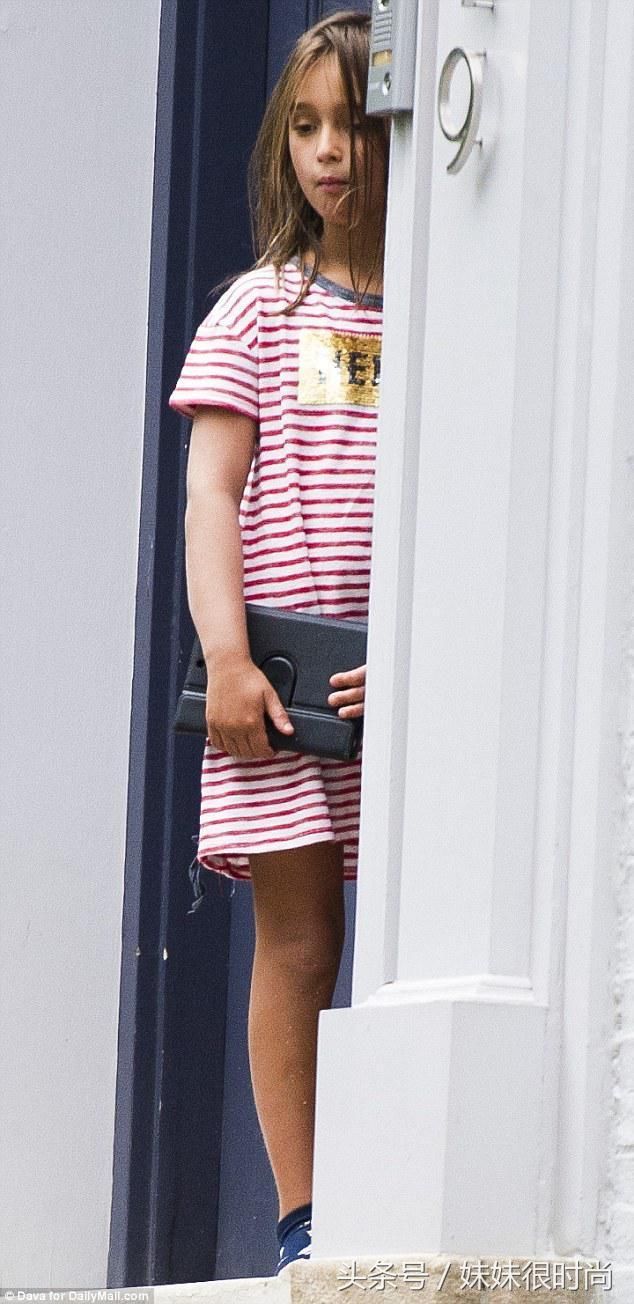 伊万卡没有现身，懂事的阿拉贝拉送爸爸上班，伊万卡最近很低调！