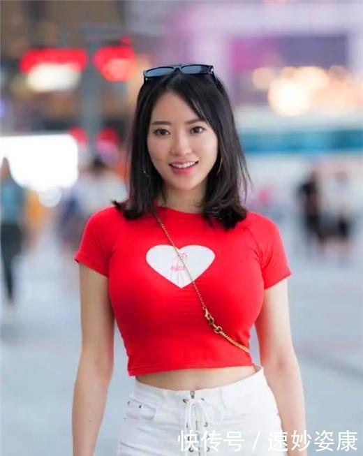  『喜欢』街拍人人都说女孩子不要太要强、太独立，不然就不会招人喜欢